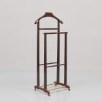 1049 3015 VALET STAND